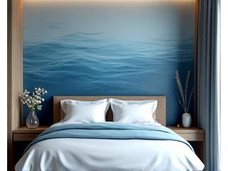 Soverom med beroligende blått marintapet og myk belysning